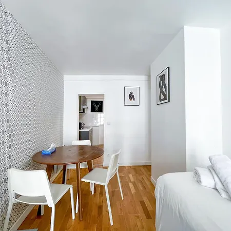 02 - Faubourg Apartamento *